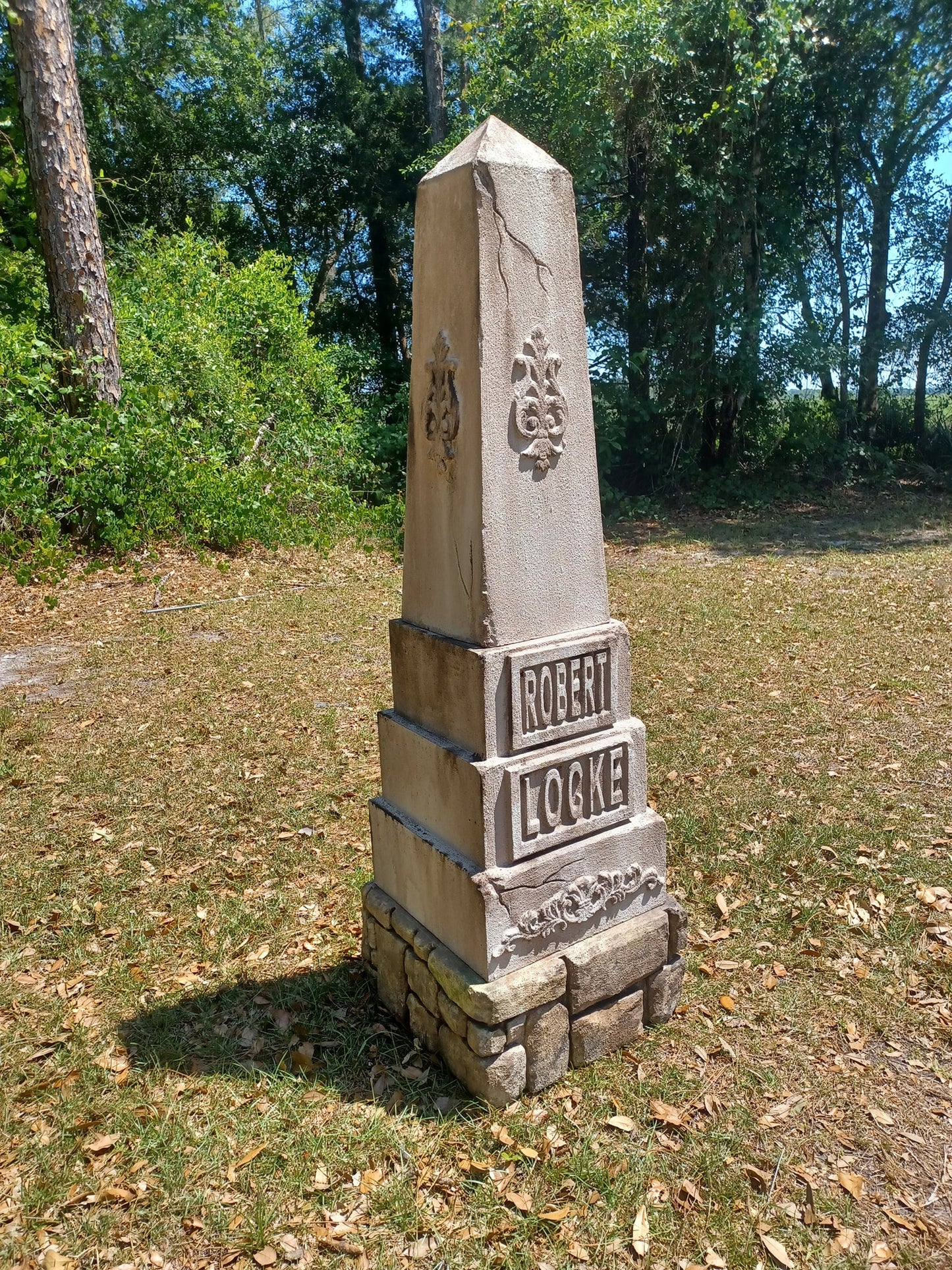Custom Obelisk 6' Tall Halloween Tombstone Gravestone Cemetery Stone Halloween Prop Halloween Decor FREE SHIPPING - Halloween Trickery