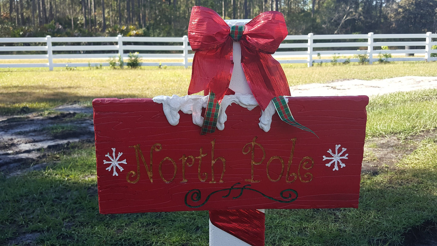 Christmas Sign "North Pole, Santa's Workshop" Home Yard Decor, Yard Decorations, Wood Sign, Christmas Decor, Christmas Sign, Christmas - Halloween Trickery