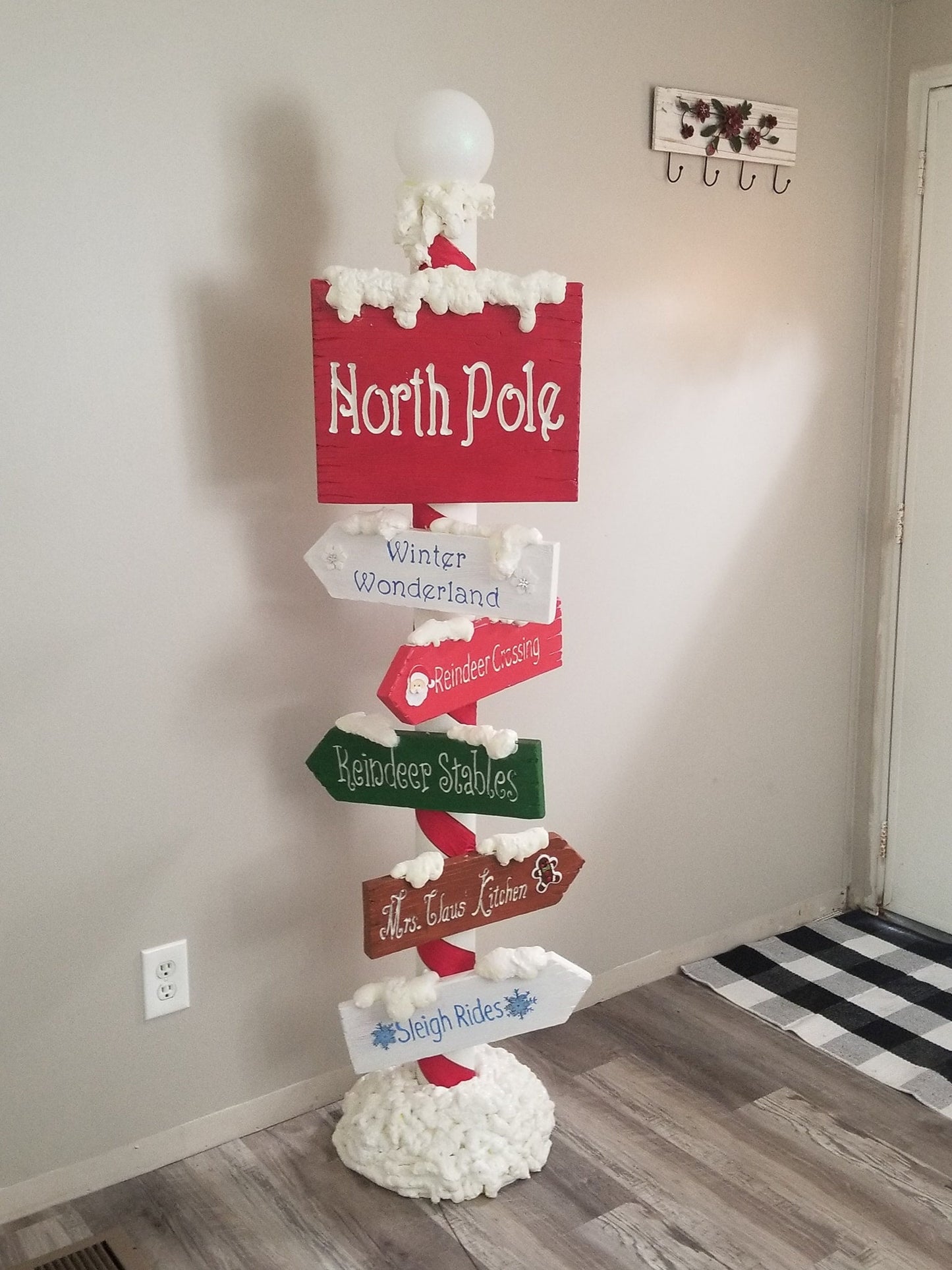 6 ft tall Christmas North Pole Signpost with 4 directional signs, Christmas Decor Christmas Yard Art Seasonal Decorations Christmas Holiday - Halloween Trickery