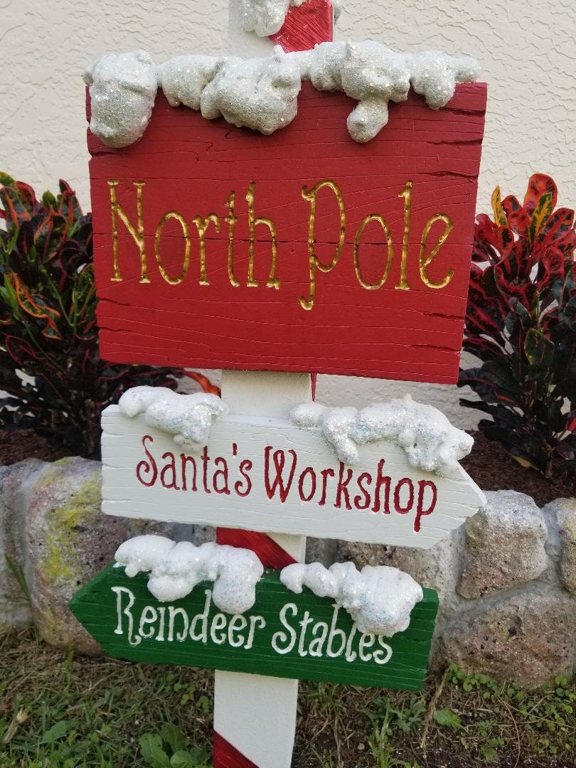 Christmas Sign "North Pole, Santa's Workshop" Home Yard Decor, Yard Decorations, Wood Sign, Christmas Decor, Christmas Sign, Christmas - Halloween Trickery