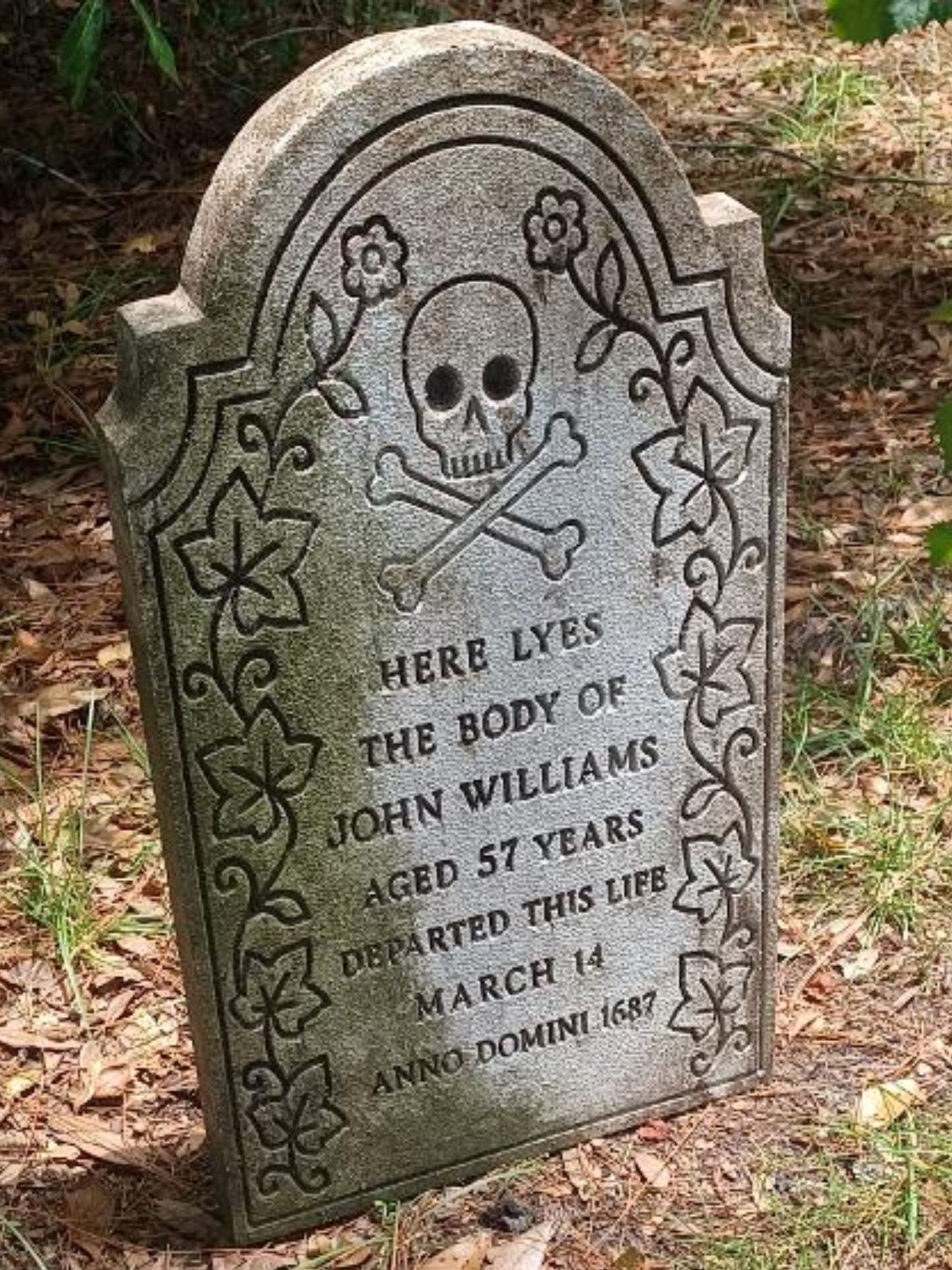 Colonial Memento Mori Tombstone – Foam Gravestone with Skull & Ivy (Personalized Memorial Option)