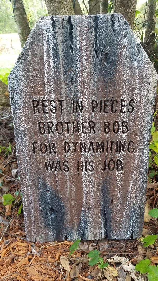 BOB Wooden Authentic Handmade Halloween Tombstones Tombstone Props Halloween Decor Yard Art - Halloween Trickery